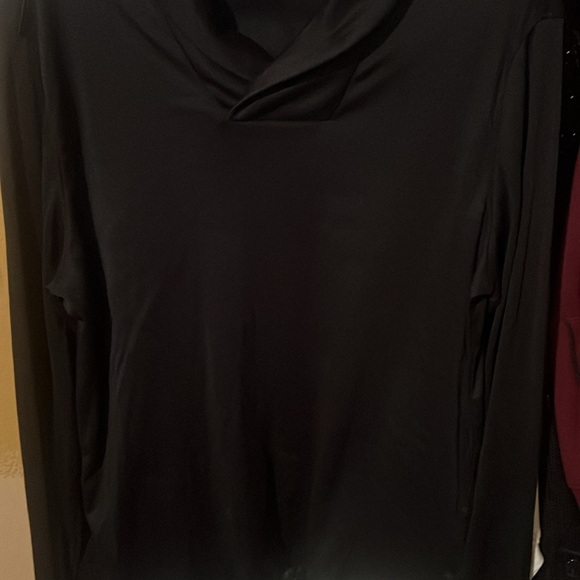 Perry Ellis blk sweater - Picture 2 of 3